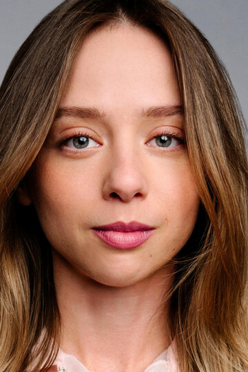 Анна Лори